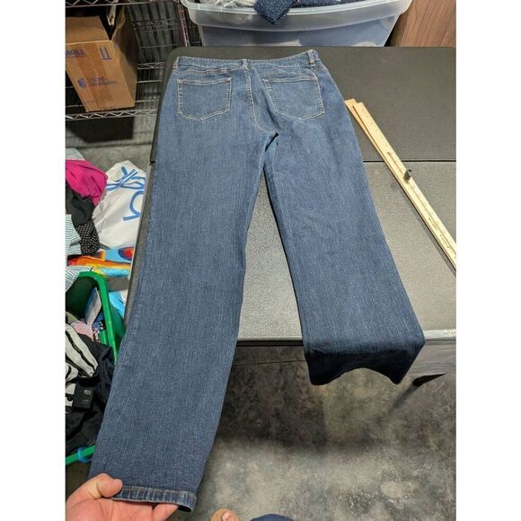 Jones New York Signature Stretch Bootcut Denim Jeans Blue 5-Pocket Medium Wash - Picture 3 of 7